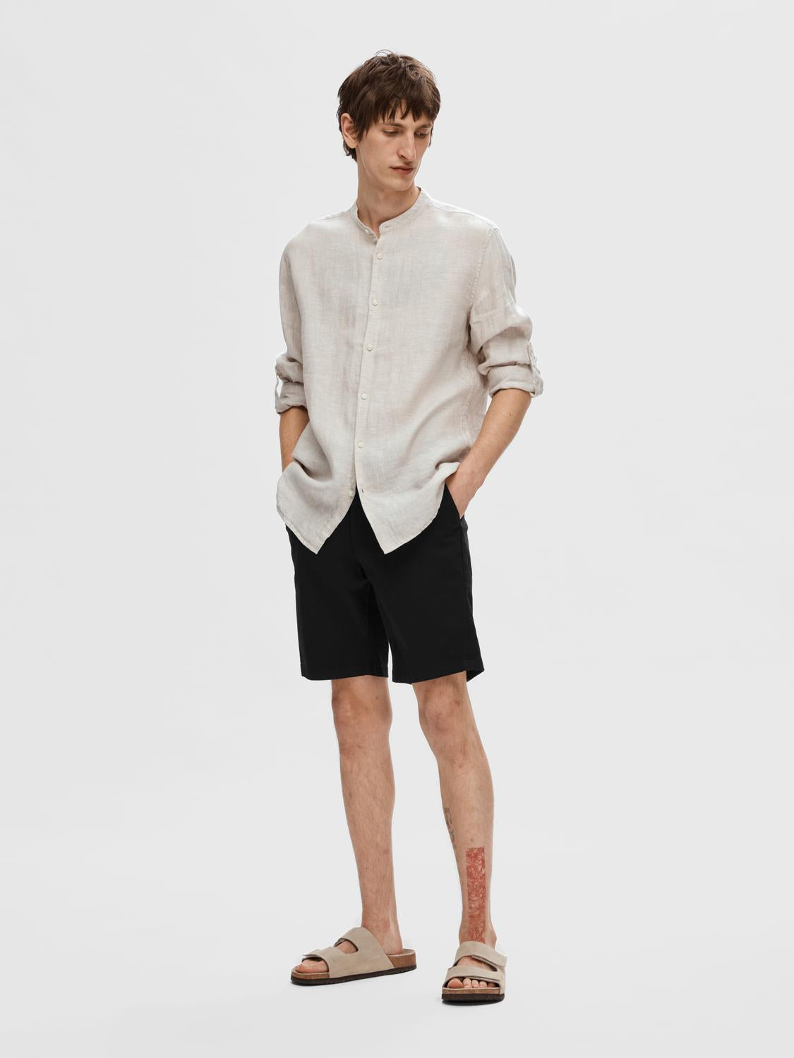 model_shot-front_full